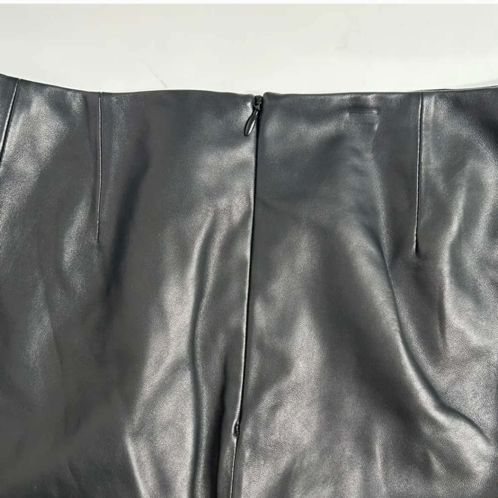 Lafayette 148 New York ADELINA Pencil Skirt 100٪ Supple Paneled Leather Bodycon